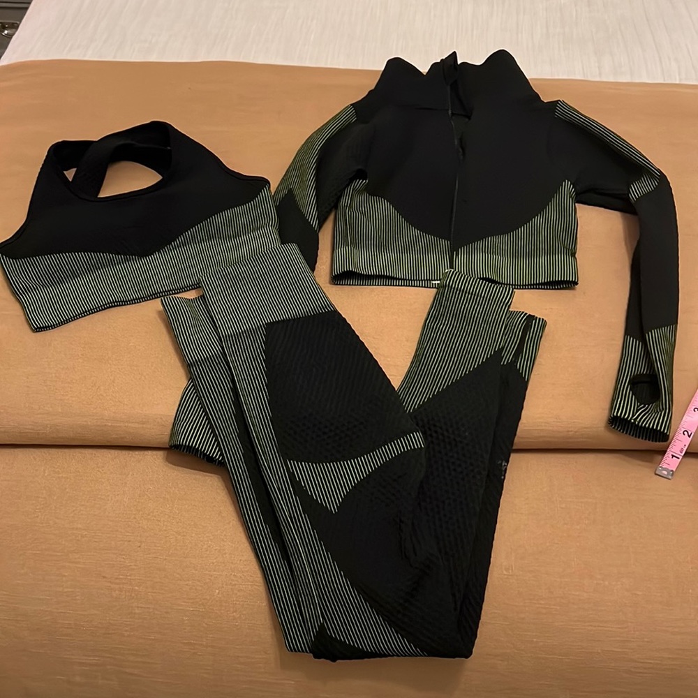 3 piece workout set
